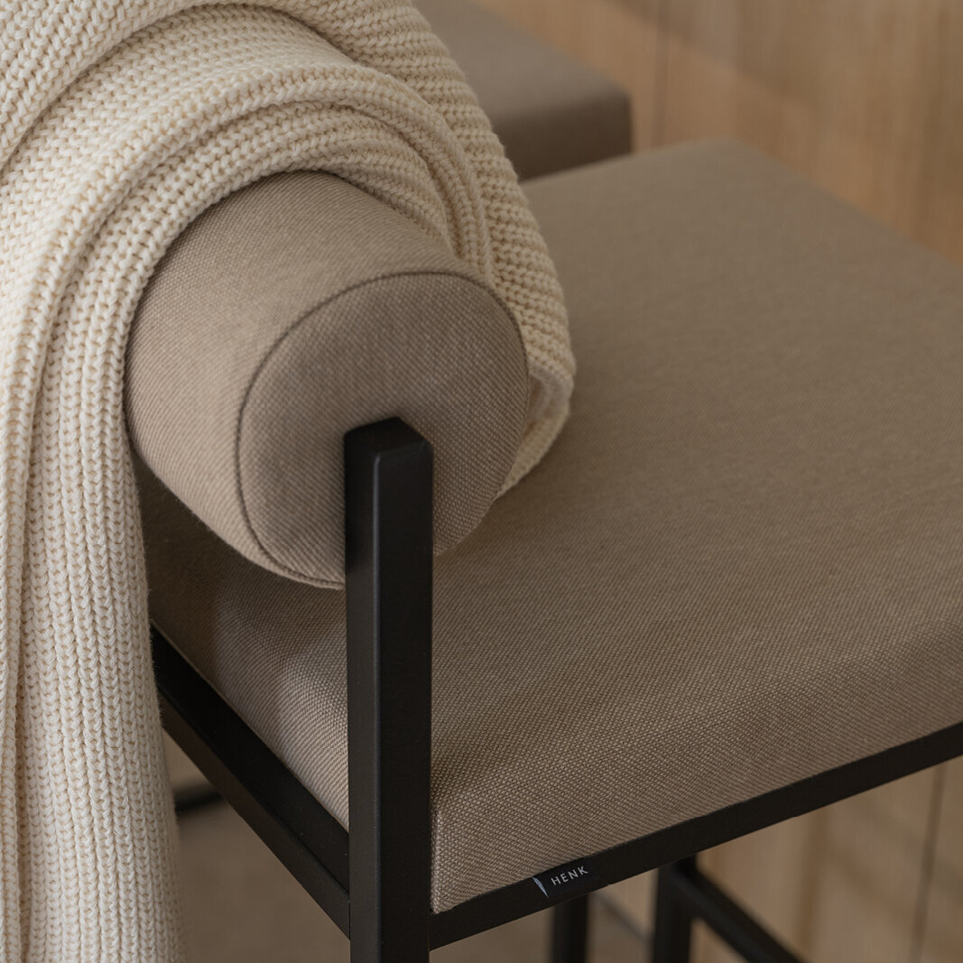 Design stool Bolster Stool 77 | facet kiezel7 | Studio HENK| 