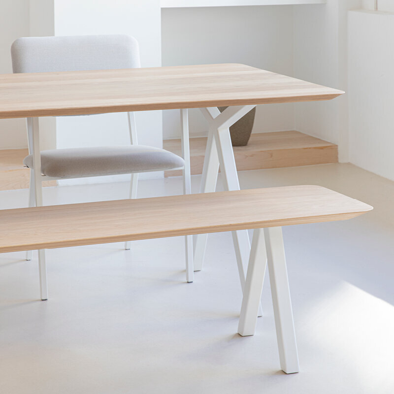 Rectangular Design dining table | Slim X-type Steel white powdercoating | Oak hardwax oil natural light | Studio HENK| 