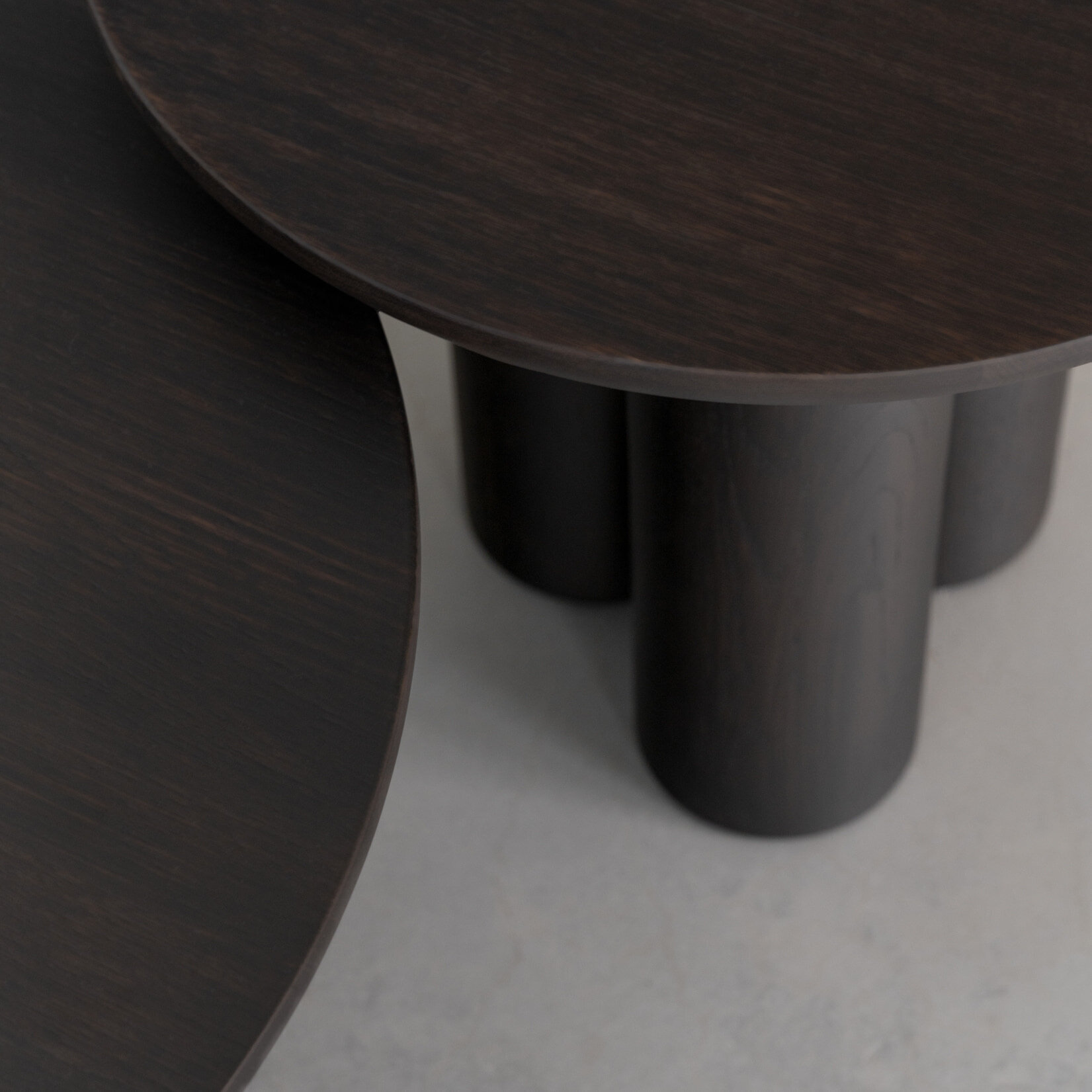 Design Coffee Table | Pillar Coffee Table round 90 Oak white lacquer | Oak white lacquer | Studio HENK| 