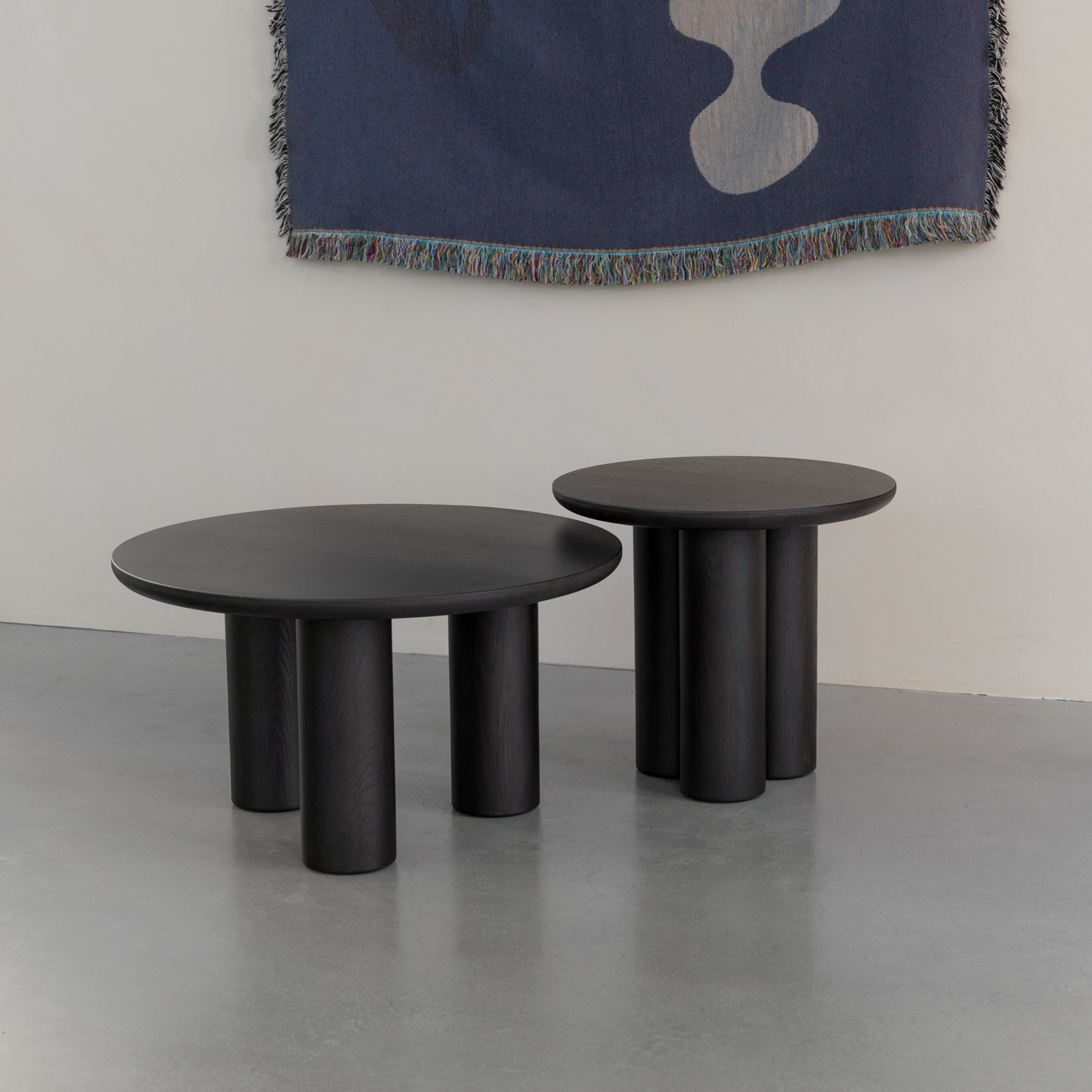 Design Coffee Table | Pillar Coffee Table round 90 Oak white lacquer | Oak white lacquer | Studio HENK| 
