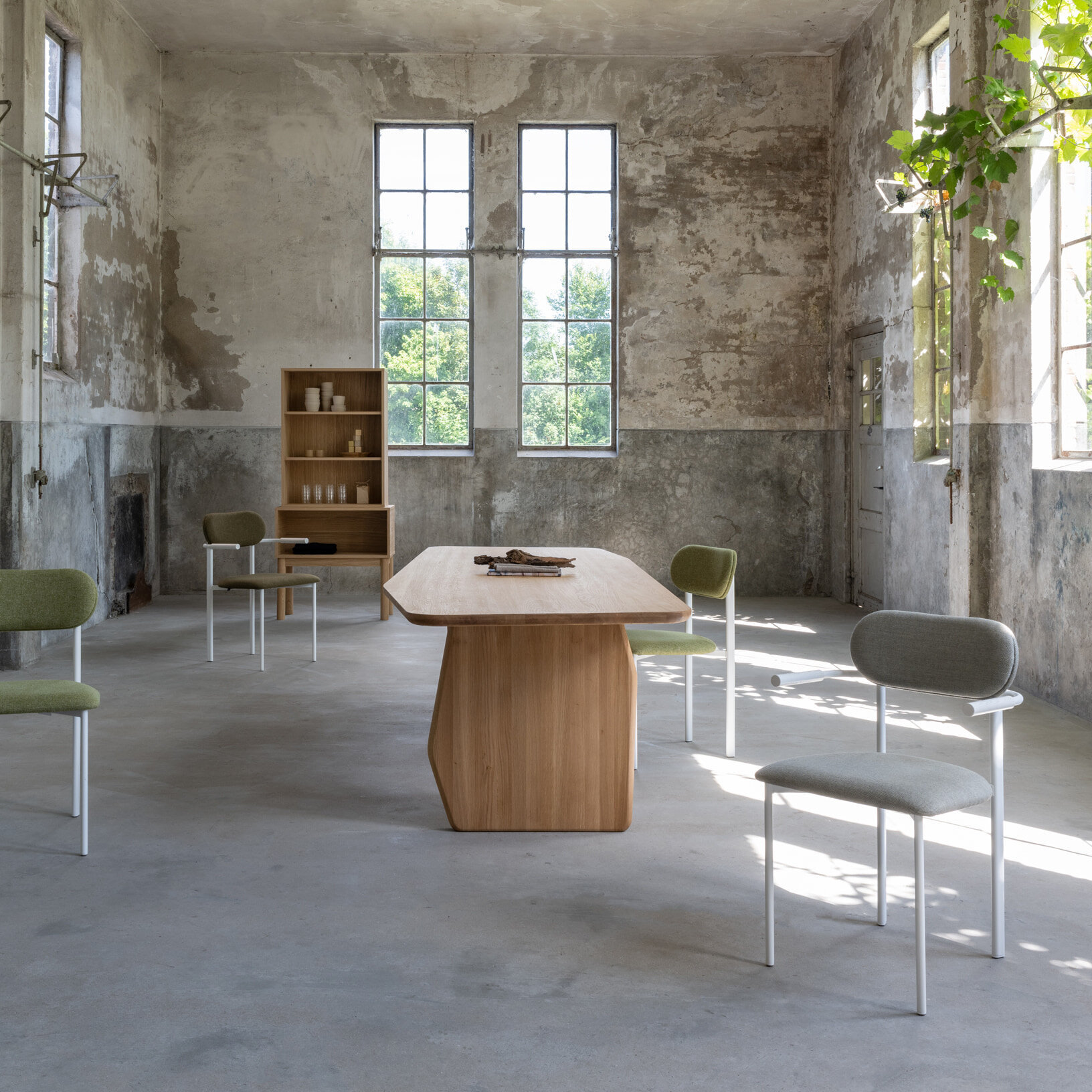  Design dining table | Slant Oak smoked stain | Oak smoked | Studio HENK| 