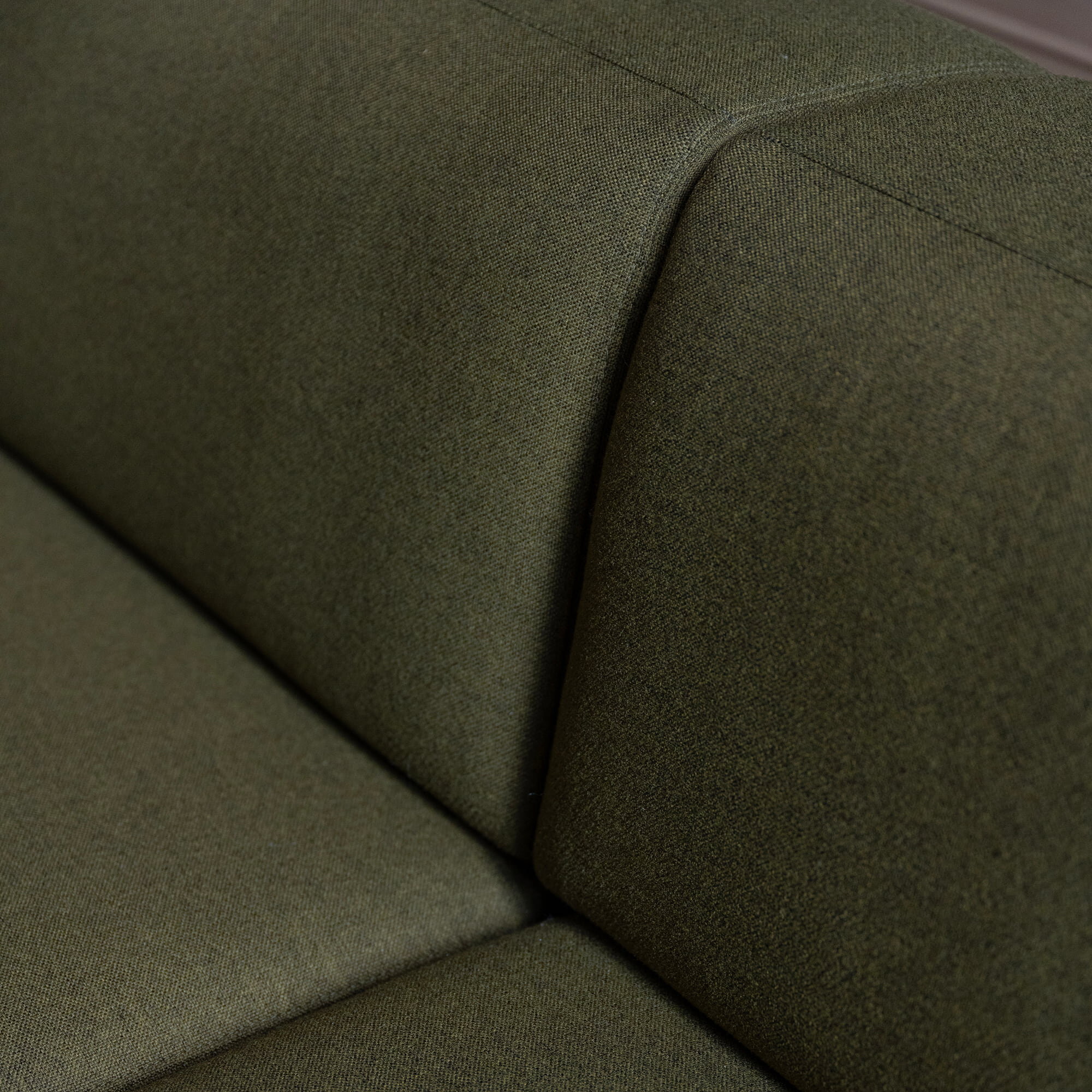 Design modern sofa | Hug 3 seater Green | Studio HENK| 