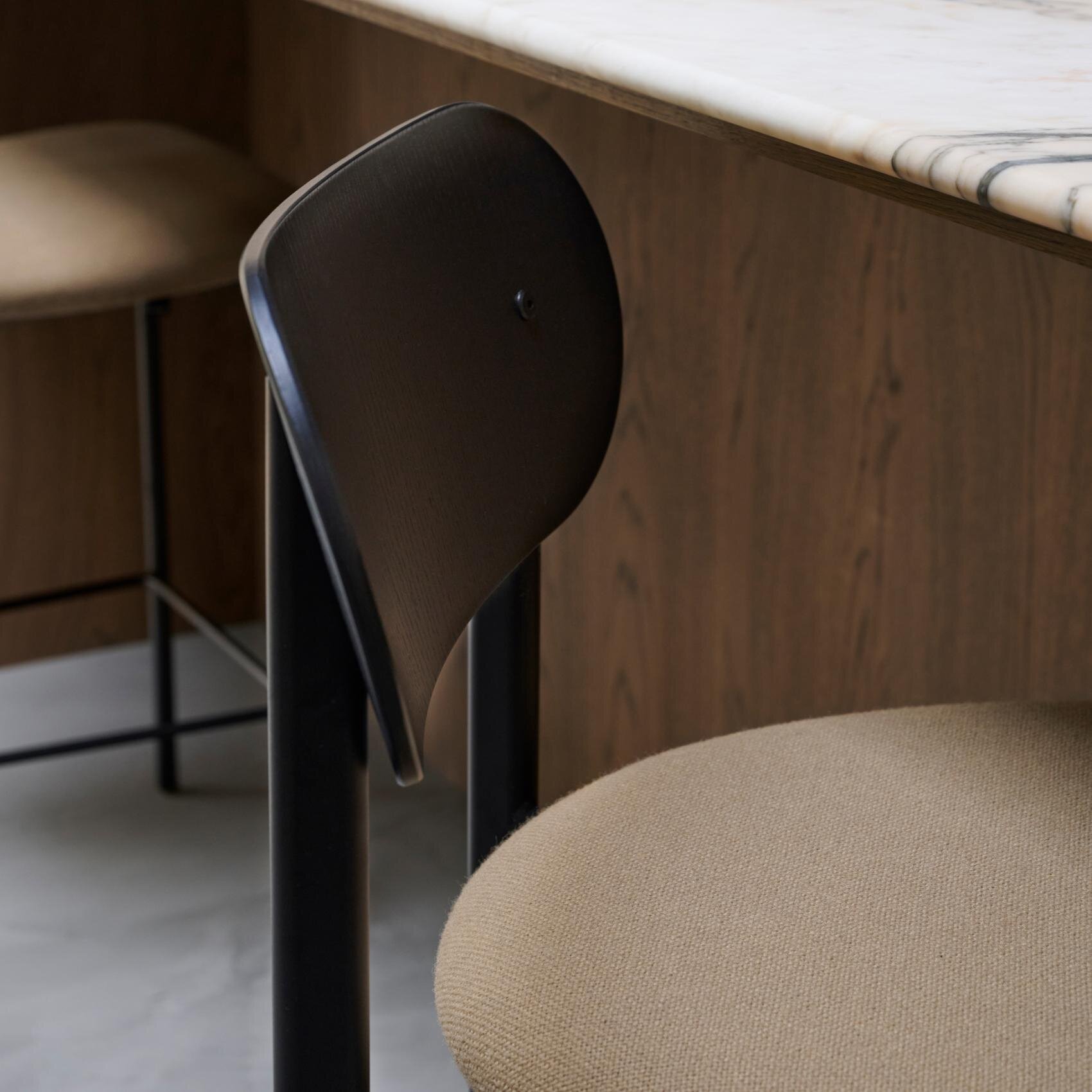 Design stool Oblique Stool 77 | orion cream02 | Studio HENK| 