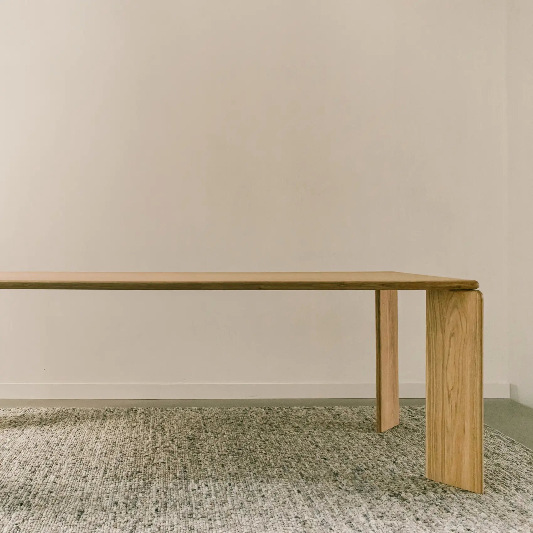 Rectangular Design dining table | Soft  Oak natural lacquer | Oak natural lacquer  | Studio HENK| 