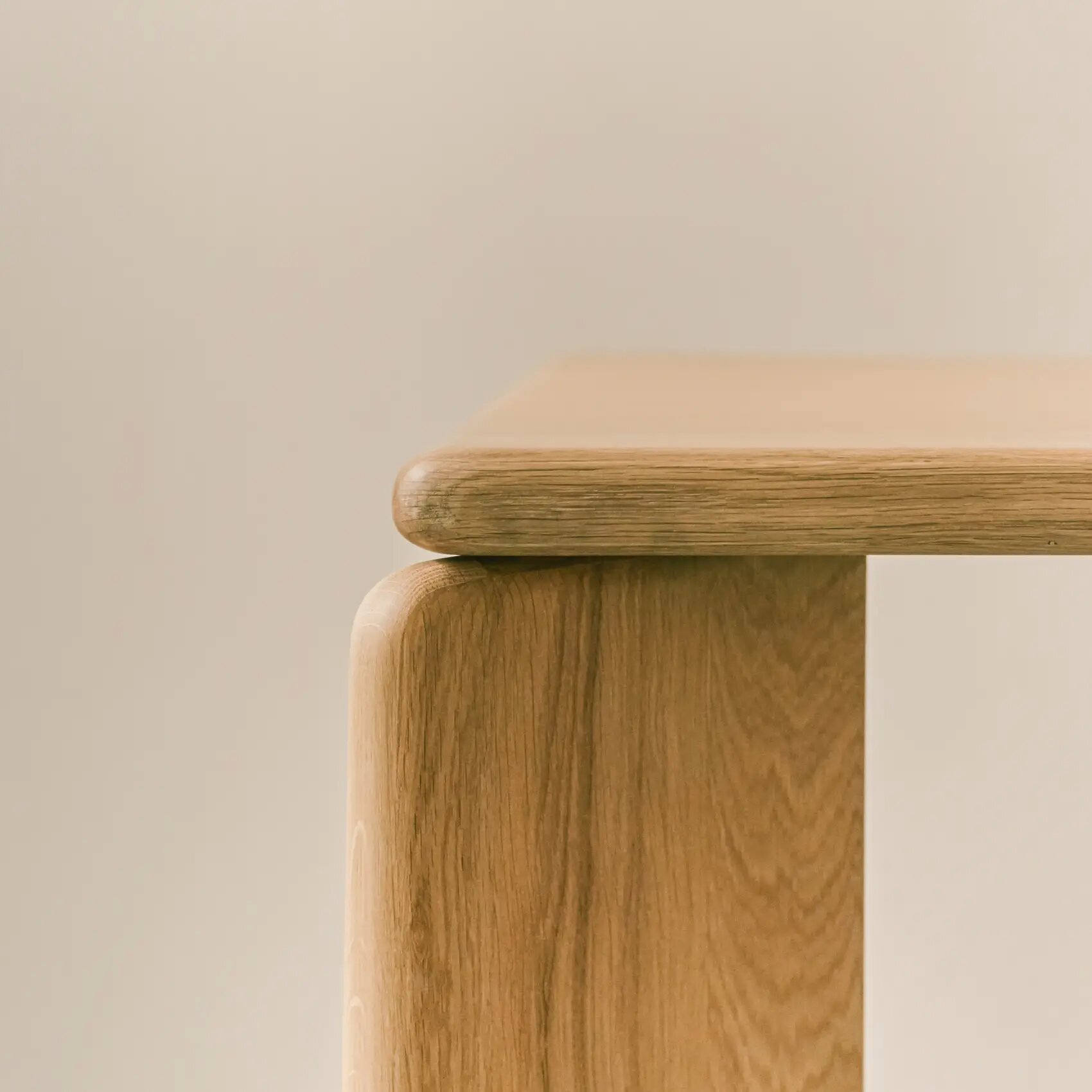 Rectangular Design dining table | Soft  Oak natural lacquer | Oak natural lacquer  | Studio HENK| 