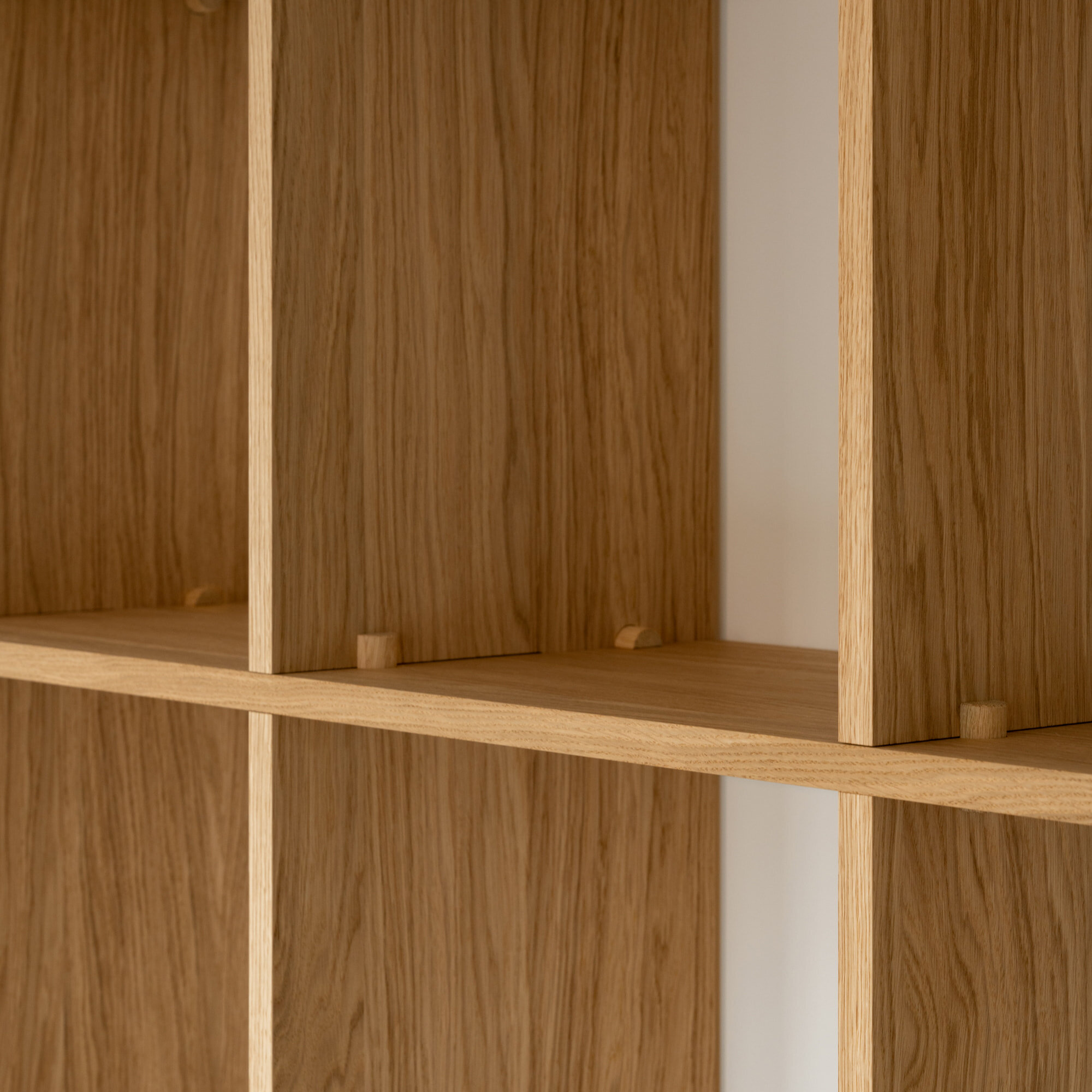 Design cabinet | Column Cabinet 23 Eiken natural light | Studio HENK | 